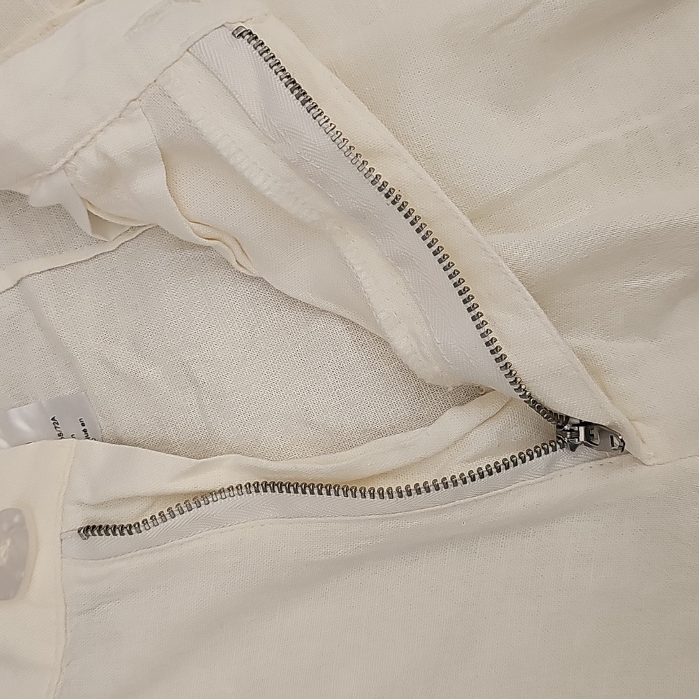 H&M Divided White Fabric Pants Only - Picture 8 of 8
